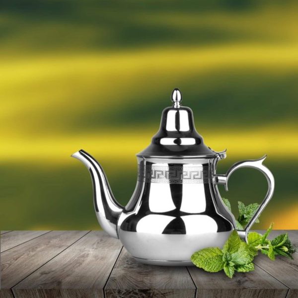 Moroccan teapot Marrakech - Stainless steel - 1.6 liters The Marrakech teapot from is designed with style and we combine functionality and comfort with pleasure! This Moroccan teapot made from durable 18/10 stainless steel with a glossy finish and an elegant design with a subtle pattern on the lid. Has a heat resistant handle. Mirror finish stainless steel. With this you can prepare Moroccan tea, fresh mint tea or just your favorite tea in an authentic way. Available in different sizes. Specifications: Silver color Capacity: 1.5 liters Material: Stainless steel The contents of the set: 1x Marrakech teapot 1.6 liters All advantages at a glance: Suitable for all heat sources including induction. Hangable Easy to use, easy to clean Strong and durable Noticed ! We recommend that you always wash the teapot by hand for maximum durability.